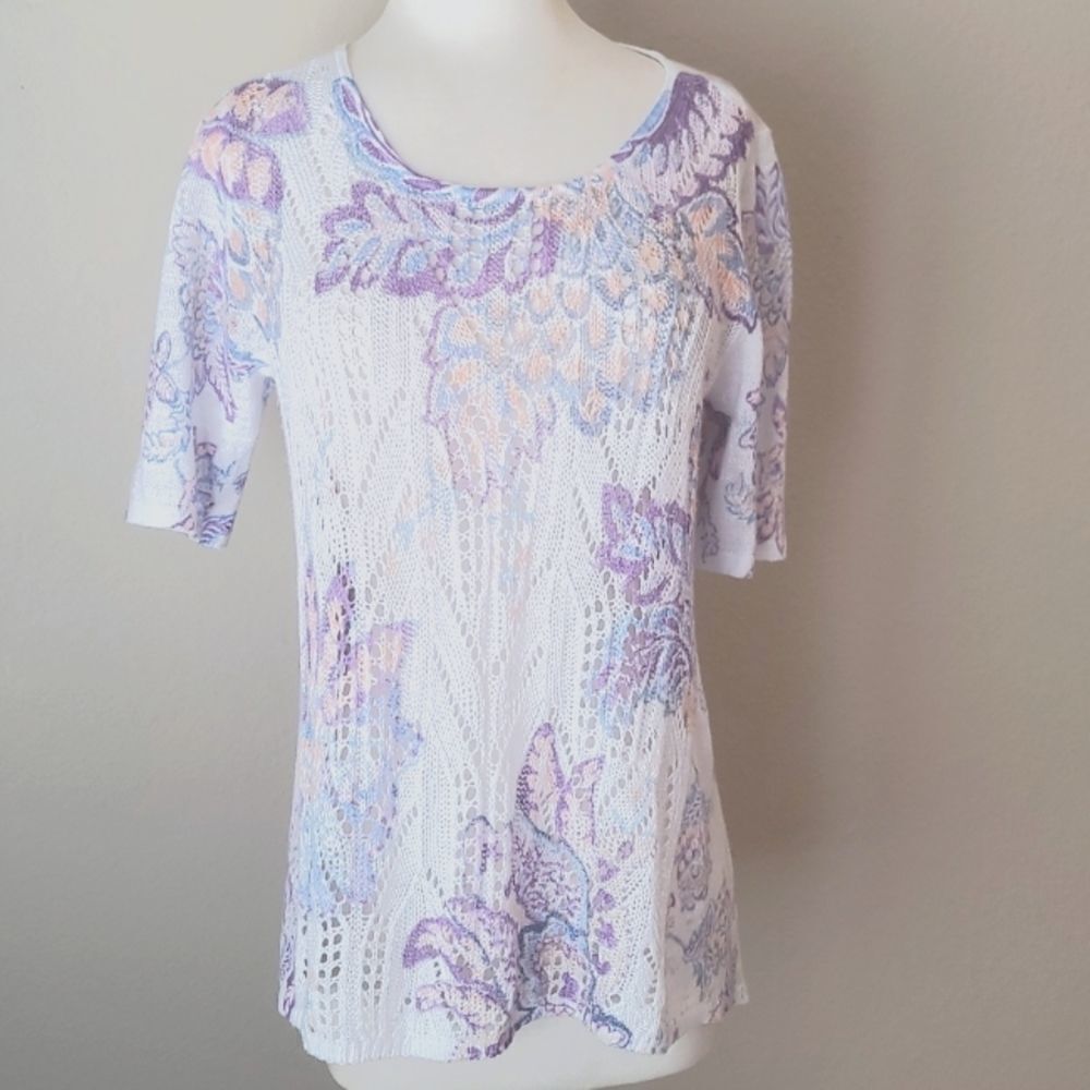 Chico's floral short sleeve sweater size 0(xs)